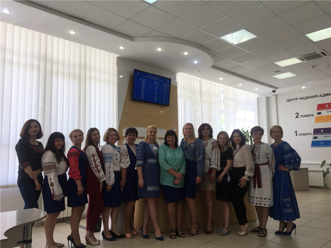 Всесвітній день вишѝванки